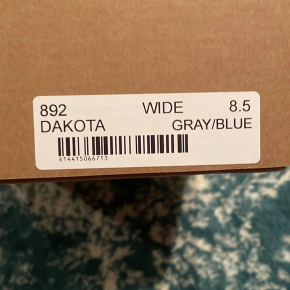 Brand new in box OrthoFeet boots. - Picture 12 of 12